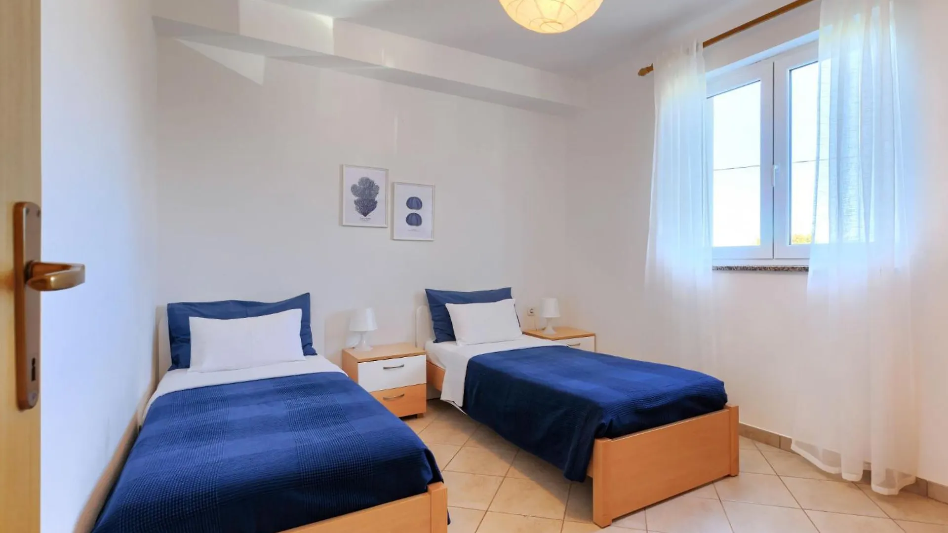 Apartment Fiore-2 By Interhome Gedići