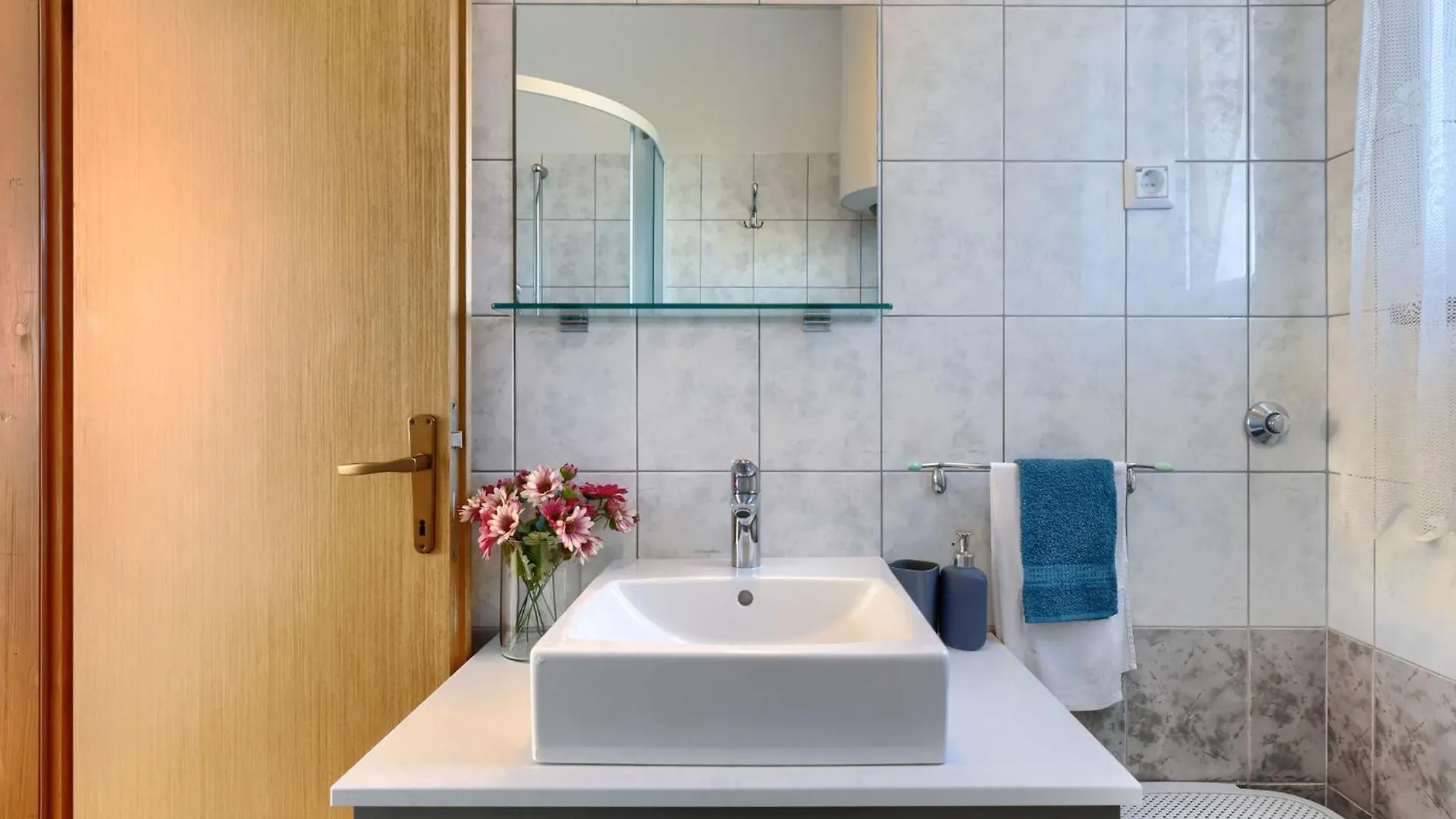 Apartment Fiore-2 By Interhome Gedići