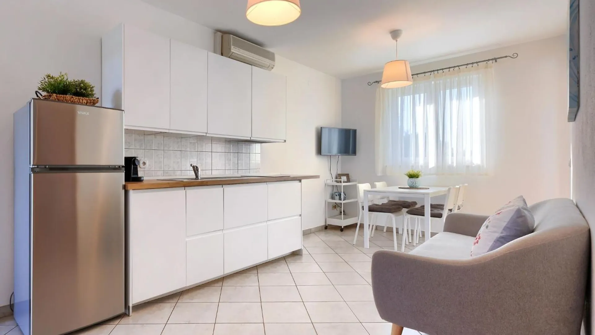 Apartment Fiore-2 By Interhome Gedići